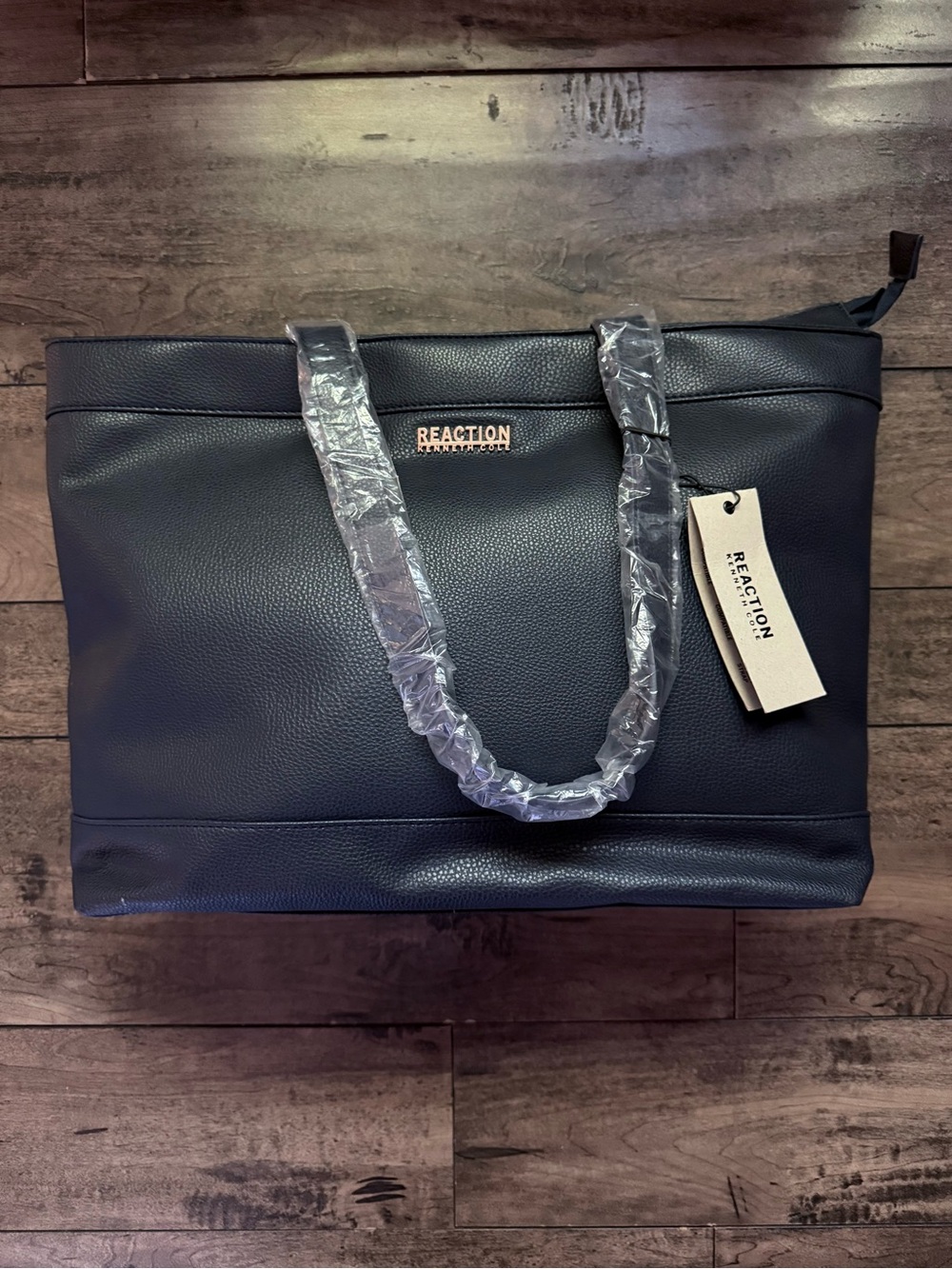 Kenneth Cole Reaction Computer Pebbled Tote